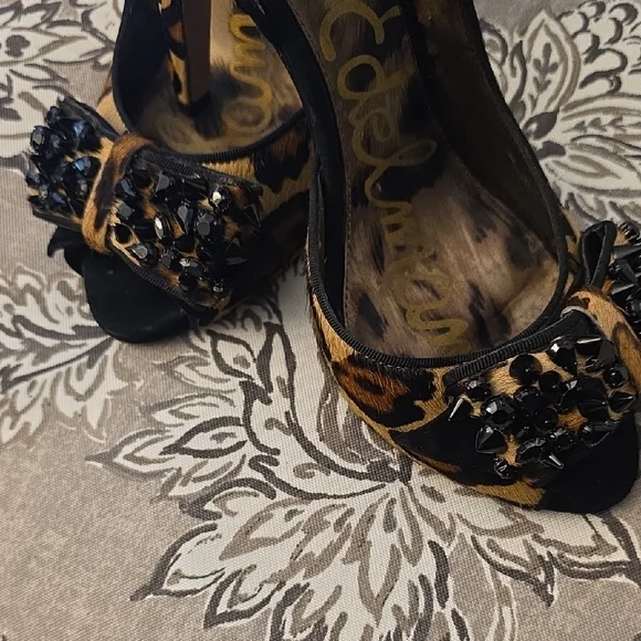 Sam Edelman Animal Print Bow Heels - Picture 3 of 7
